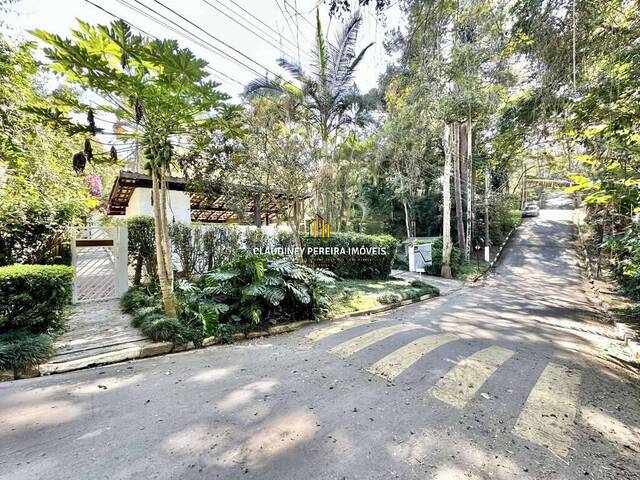 #1304 - Casa em condomínio para Venda em Cotia - SP