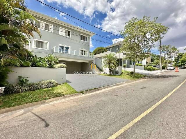#354 - Casa em condomínio para Venda em Carapicuíba - SP