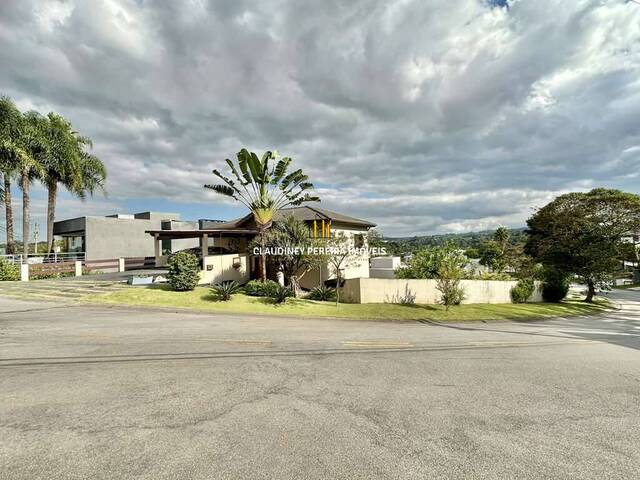 Venda em Golf Gardens - Carapicuíba