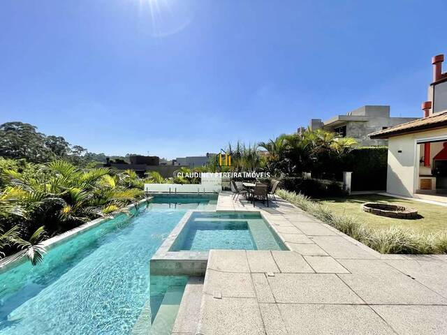 #592 - Casa em condomínio para Venda em Cotia - SP