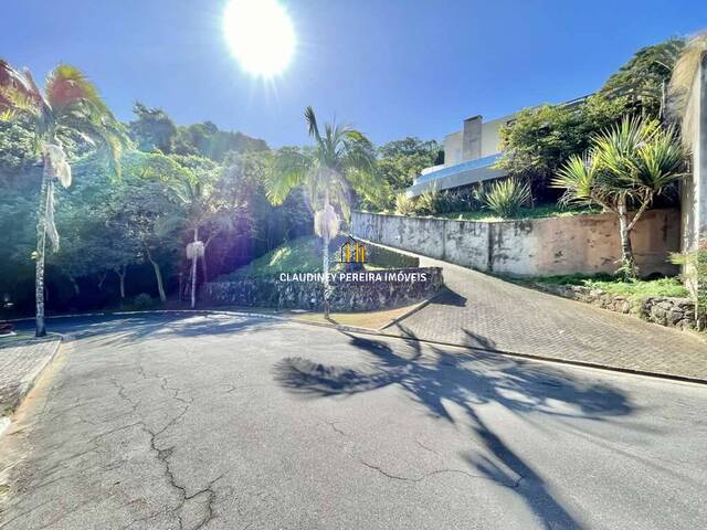 #599 - Casa em condomínio para Venda em Carapicuíba - SP