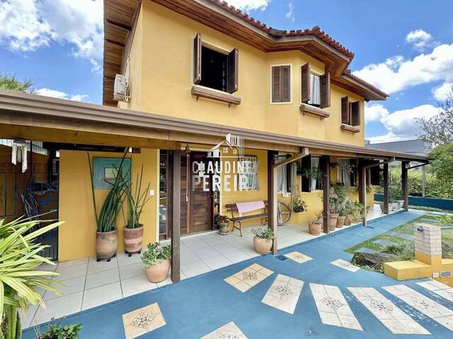 #1339 - Casa em condomínio para Venda em Jandira - SP